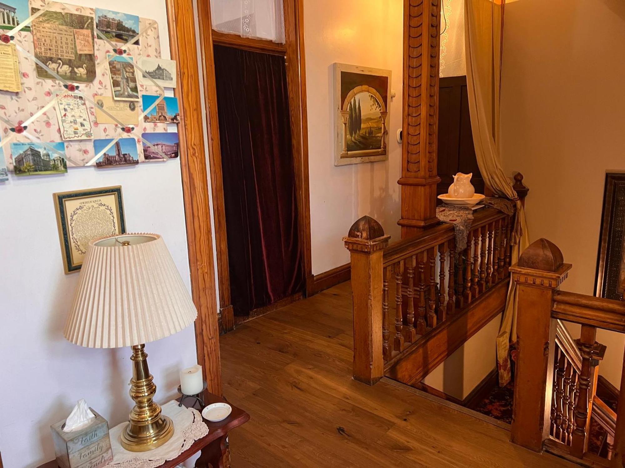 Mansion On The Mile B&B Индианаполис Экстерьер фото